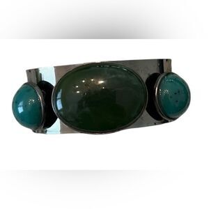 NWT Angelas Designs handmade silver colored cuff bracelet w/green colored beads